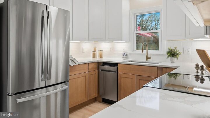 Property Photo:  4937 Aspen Street  MD 20764 