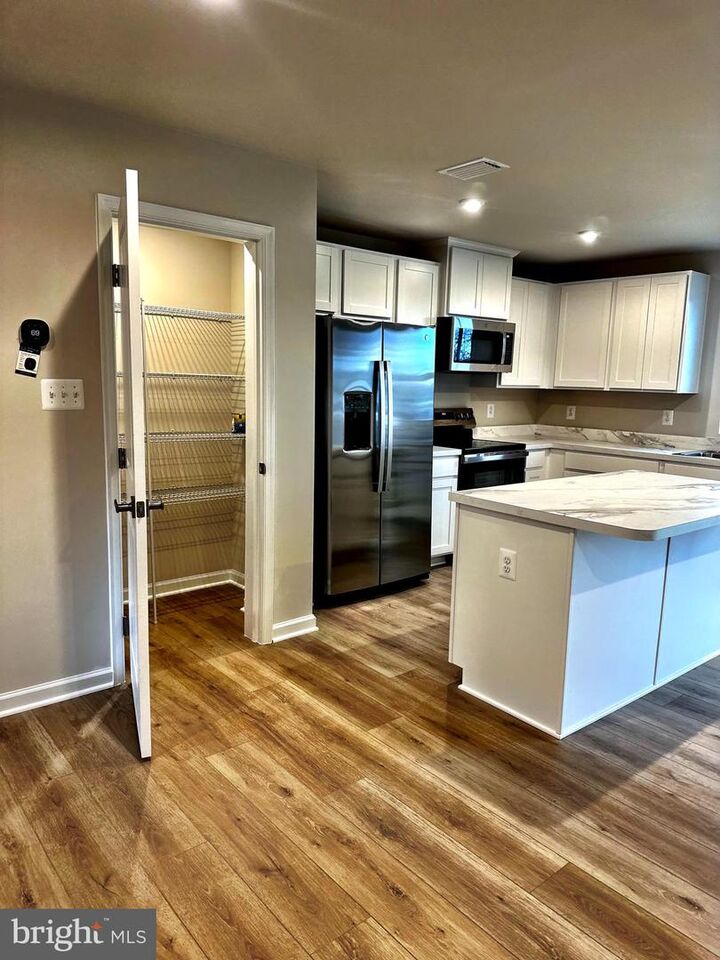 Property Photo:  645 Laurelwood Circle  VA 22601 