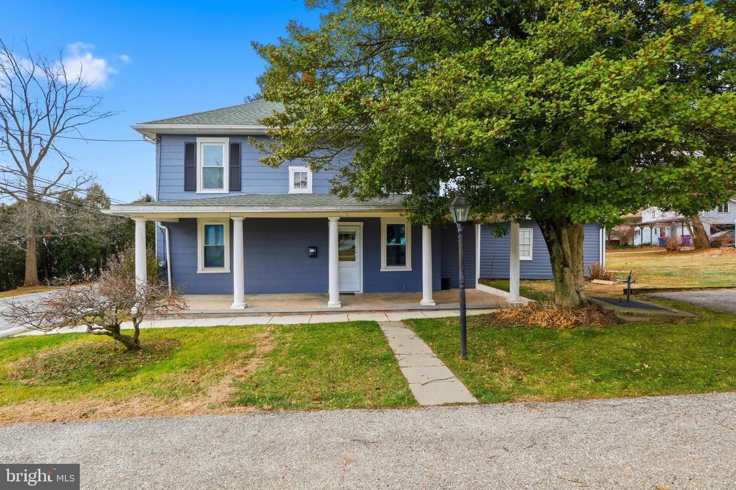 Property Photo:  315 W Railroad Avenue  PA 17361 