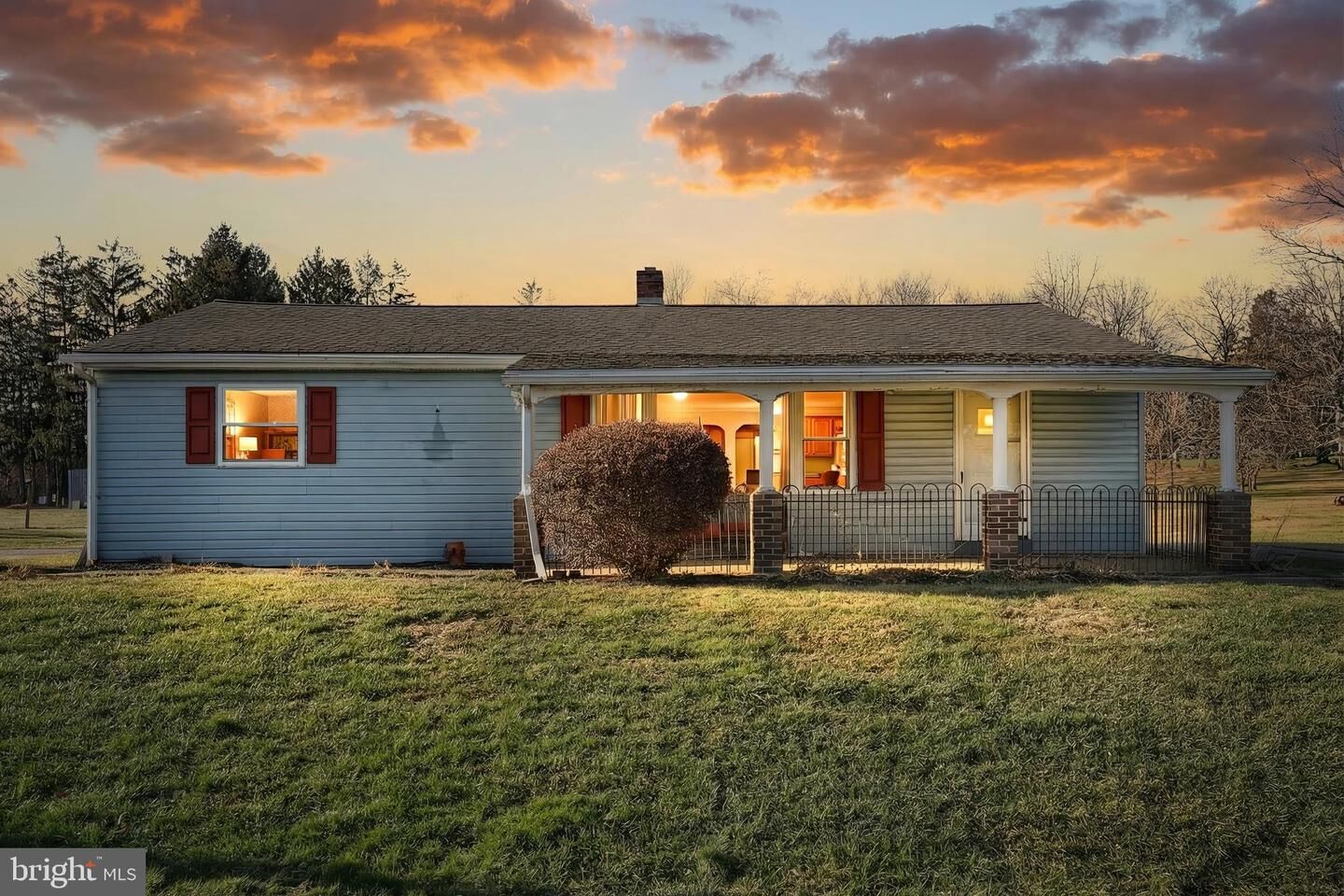 Property Photo:  1806 Virginia Avenue  PA 17315 