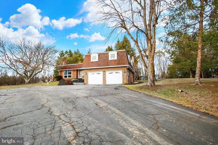 Property Photo:  1421 Earlys Mill Road  PA 17078 