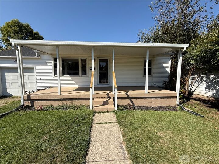 Property Photo: 1033 Victoria OH 45324