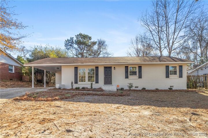 Property Photo: 221 Lansdowne Road NC 28314