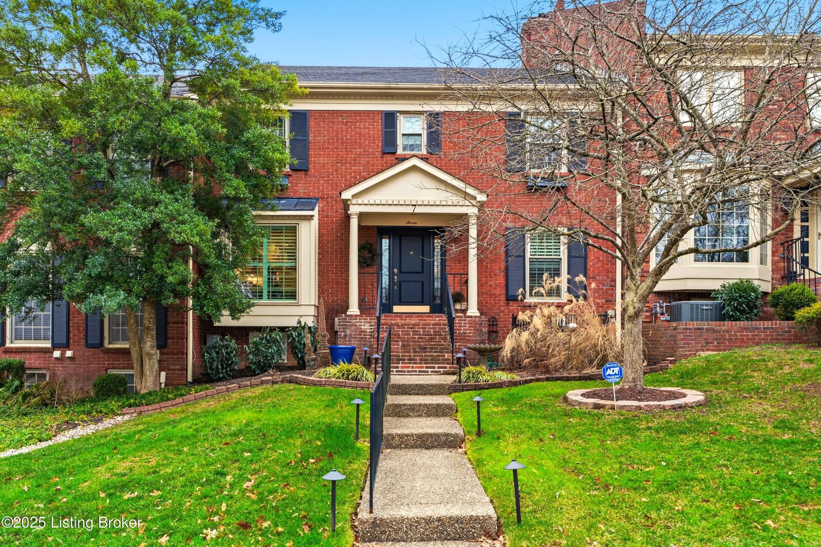 Property Photo:  7 Riding Ridge Rd  KY 40059 