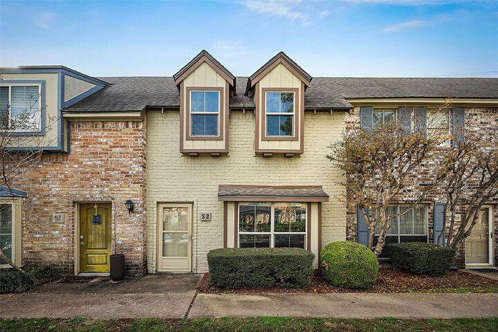 Property Photo:  14719 Barryknoll Lane 52  TX 77079 