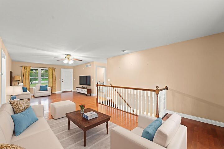 Property Photo: 4370 State Road J MO 65251