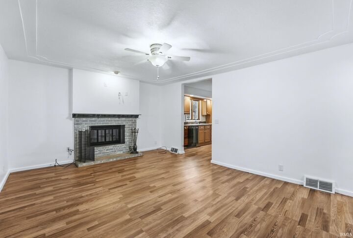 Property Photo:  2714 Stanford Avenue  IN 46808-1968 