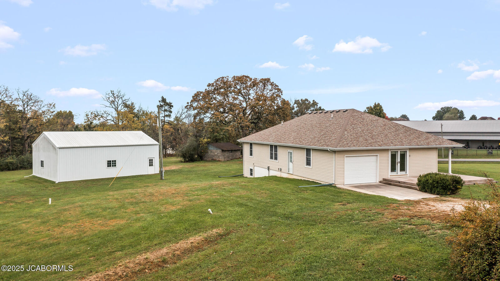 Property Photo:  4370 State Road J  MO 65251 