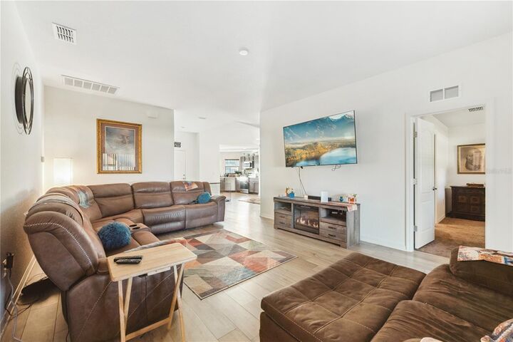 Property Photo:  111 Black Skimmer Lane  FL 33880 