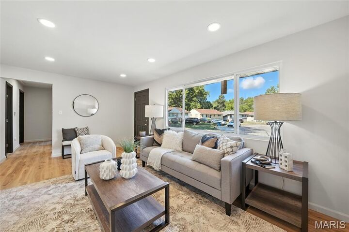 Property Photo:  4254 Stambaugh Court  MO 63134 