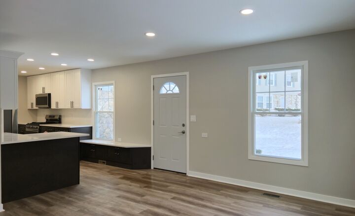 Property Photo:  231 Harvest Court  IL 60061 