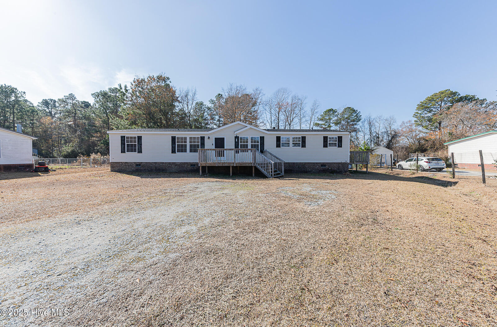 Property Photo:  607 Maynard Boulevard  NC 28546 