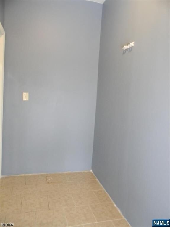 Property Photo:  181 10th Street 1  NJ 07107 