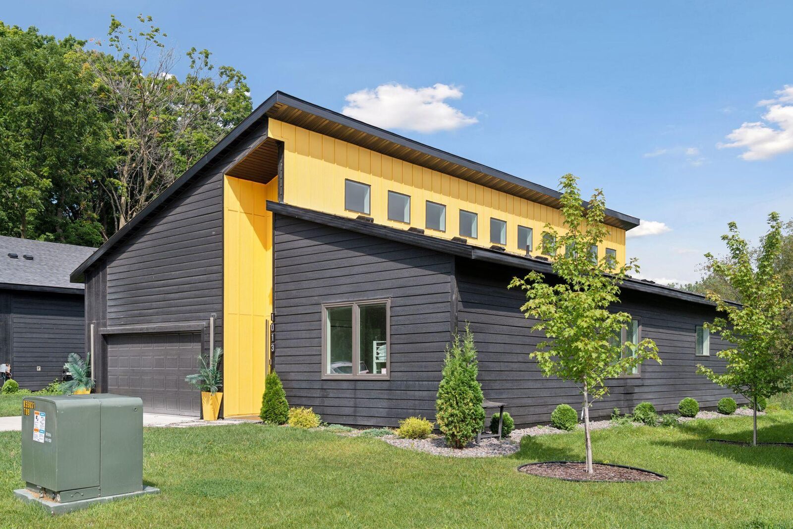 Property Photo: 1013 Gardner Street MN 55391