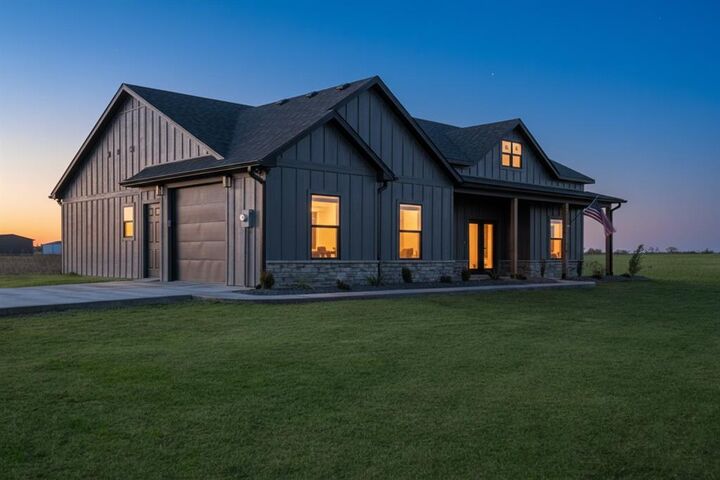 Property Photo:  213 Private Road 33083  TX 75486 