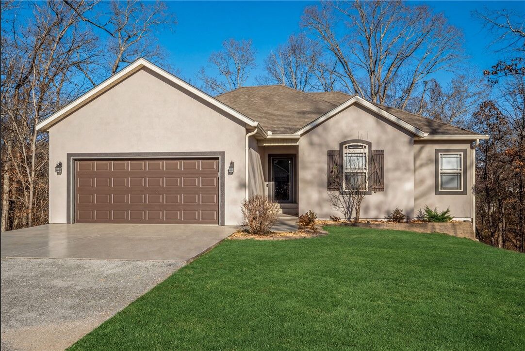 Property Photo:  7 Rothbury Lane  AR 72714 