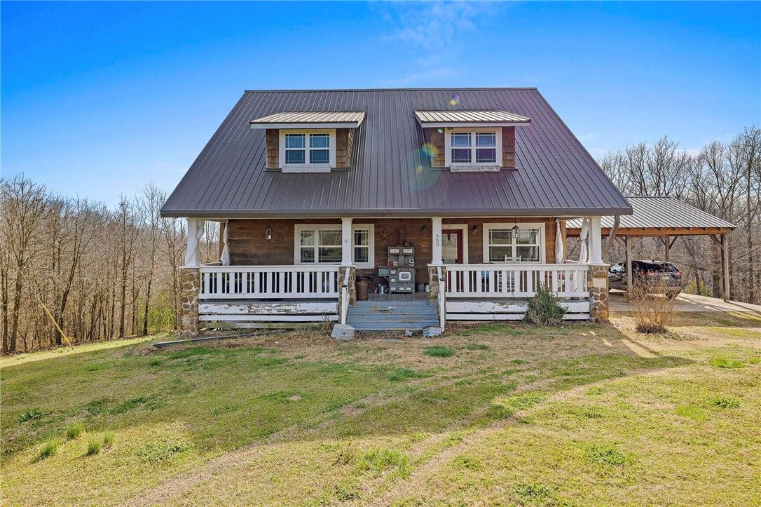 Property Photo: 662 Pendergraft Road MO 64854