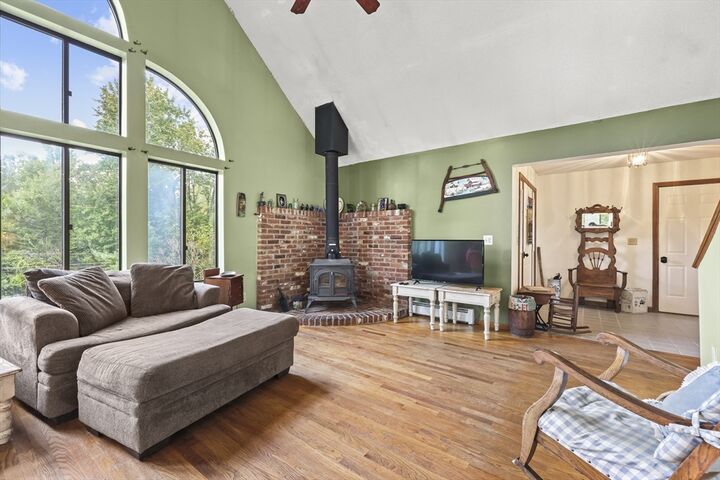 Property Photo: 248 Barton Ave MA 01007