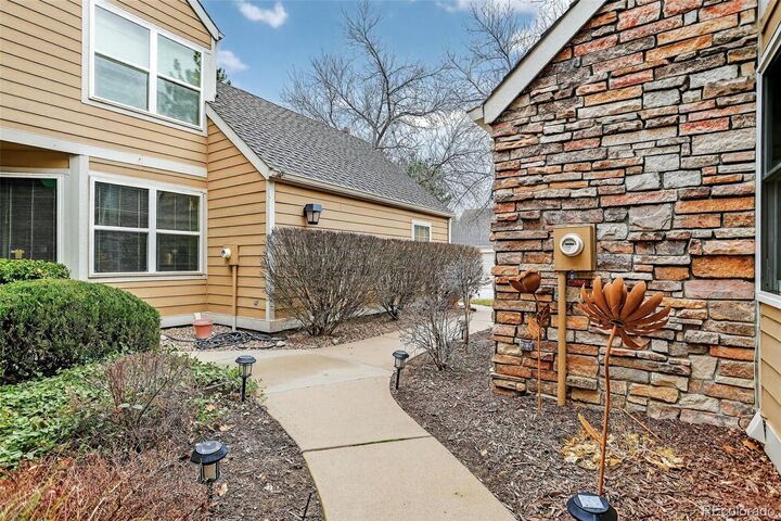 Property Photo: 10000 E Yale Avenue 41 CO 80231