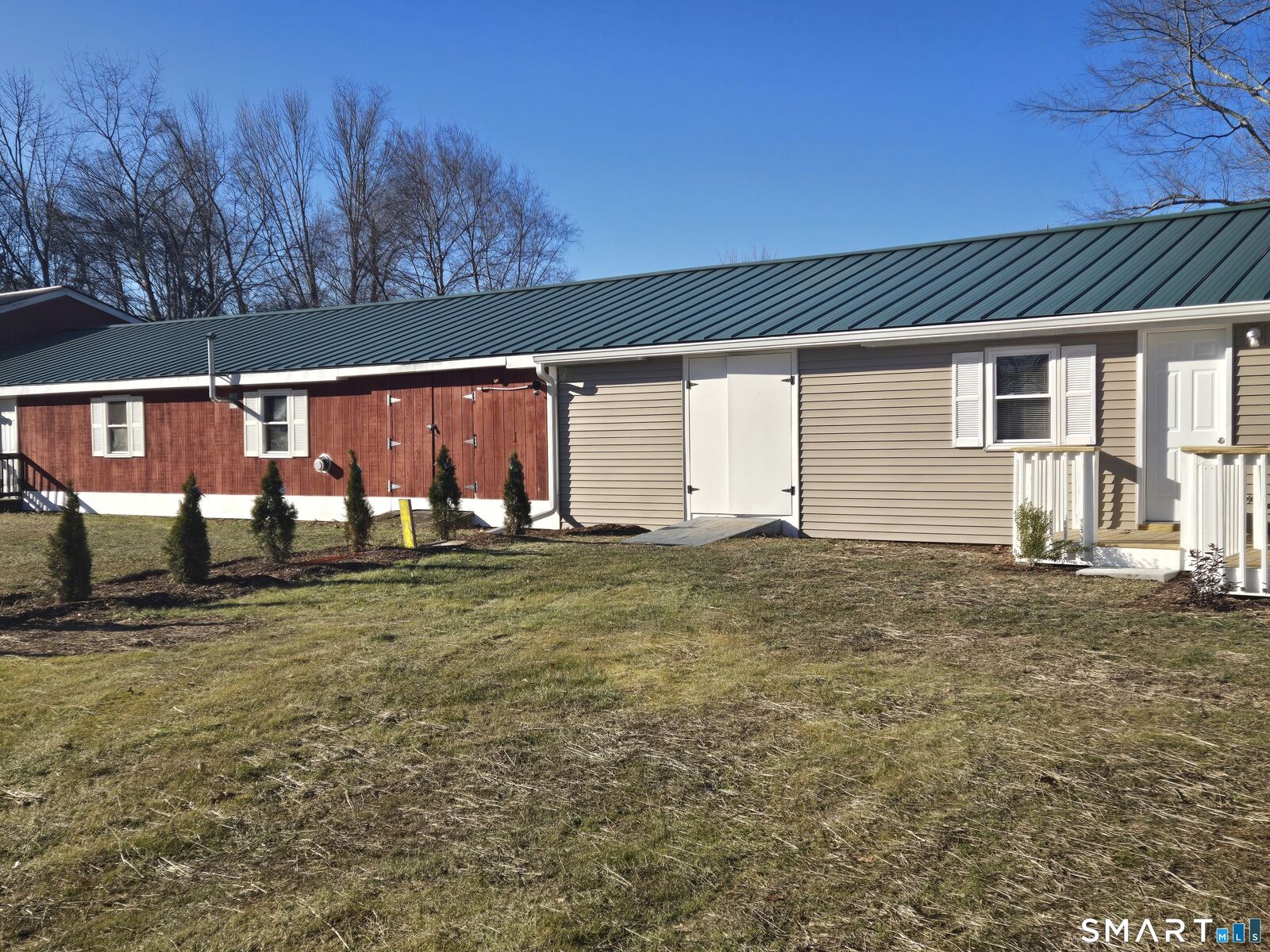 Property Photo:  394 Mashamoquet Road  CT 06259 