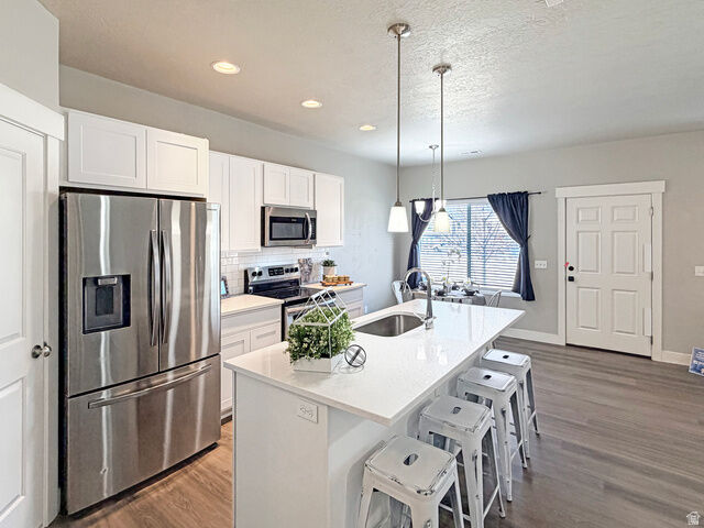 Property Photo: 833 S Cowans Ct UT 84015