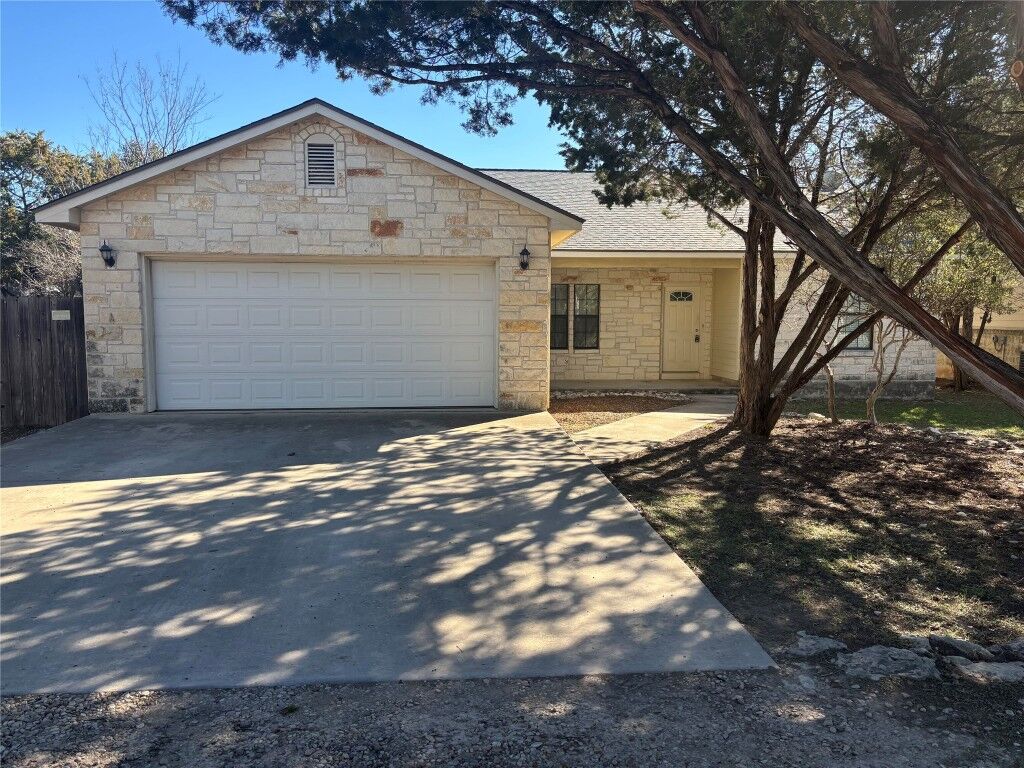 Property Photo:  3 Huckleberry Street  TX 78676 