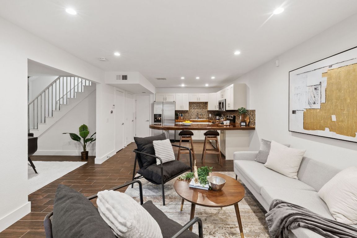 Property Photo: 1101 Shoal Creek Boulevard 14 TX 78701