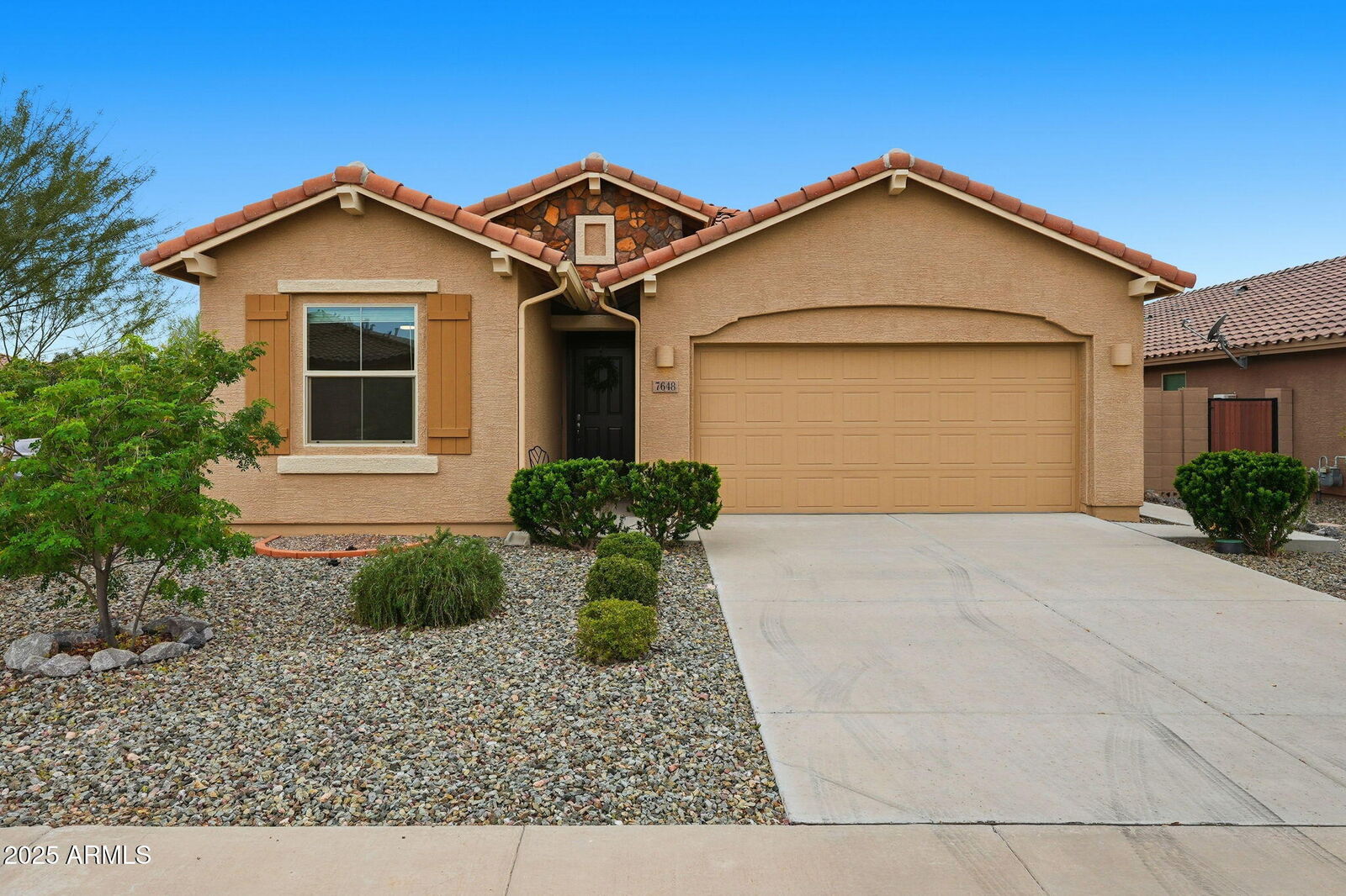 Property Photo:  7648 S Thimble Peak --  AZ 85118 