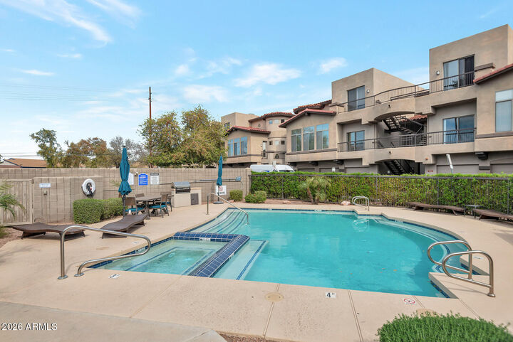 Property Photo:  2019 E Campbell Avenue 106  AZ 85016 