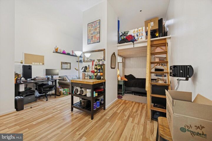 Property Photo: 315 New Street 111 PA 19106