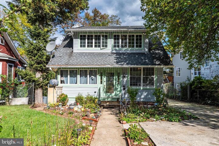 Property Photo:  2404 Poplar Drive  MD 21207 