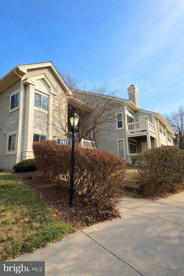 Property Photo:  5917 Barbados Place 103  MD 20852 