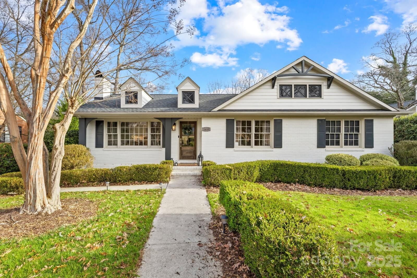 Property Photo:  1639 Wensley Drive  NC 28210 