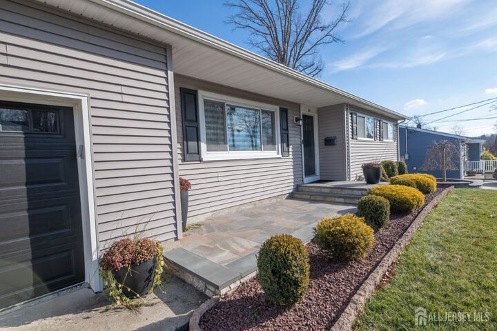 Property Photo:  16 Woodland Road  NJ 08831 