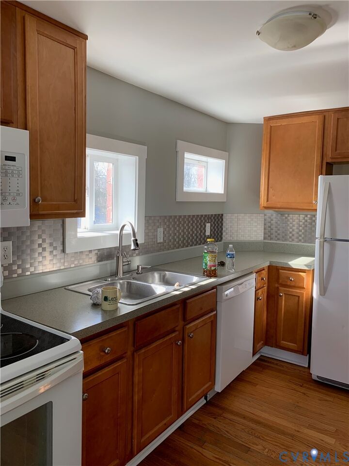 Property Photo: 1002 Main Street VA 23936