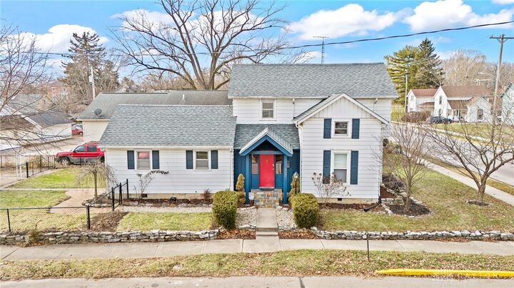 Property Photo:  302 Pennsylvania Avenue  OH 45373 