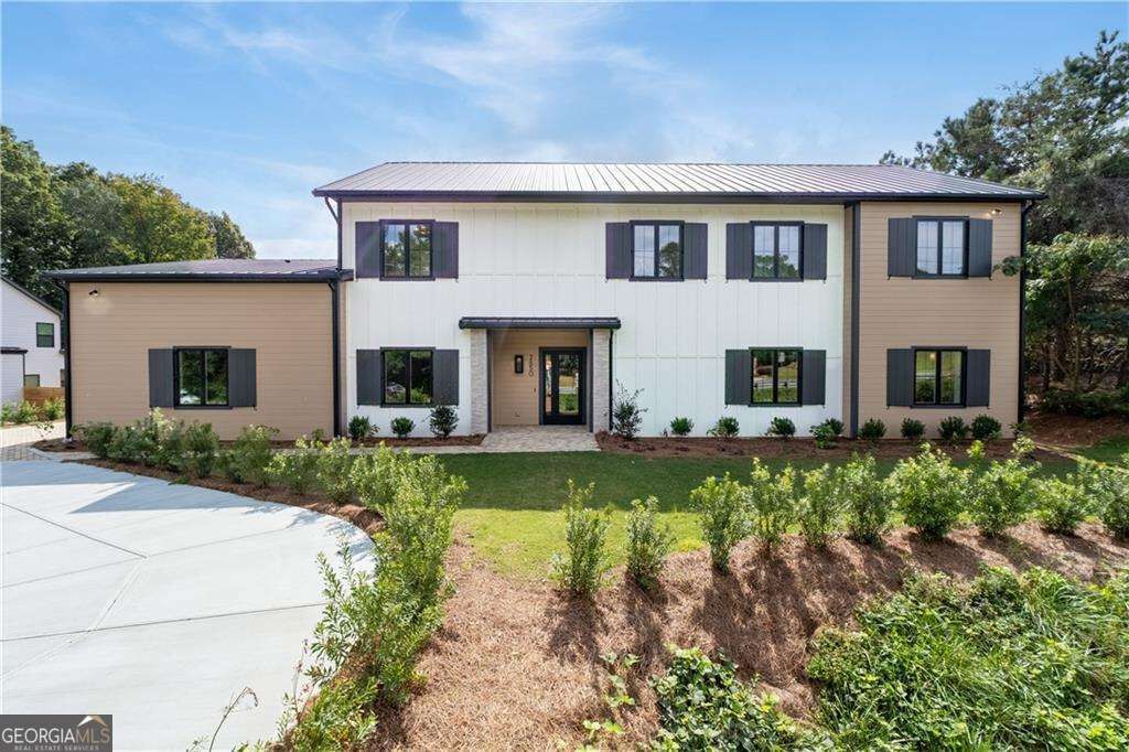 Property Photo:  2650 Roswell Road  GA 30062 