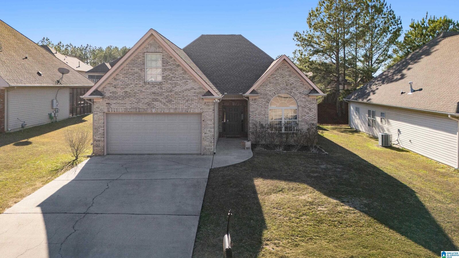 Property Photo:  2053 Highview Way  AL 35040 