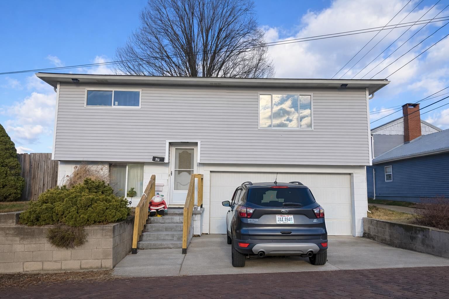 Property Photo:  609 Spruce Street  OH 45638 