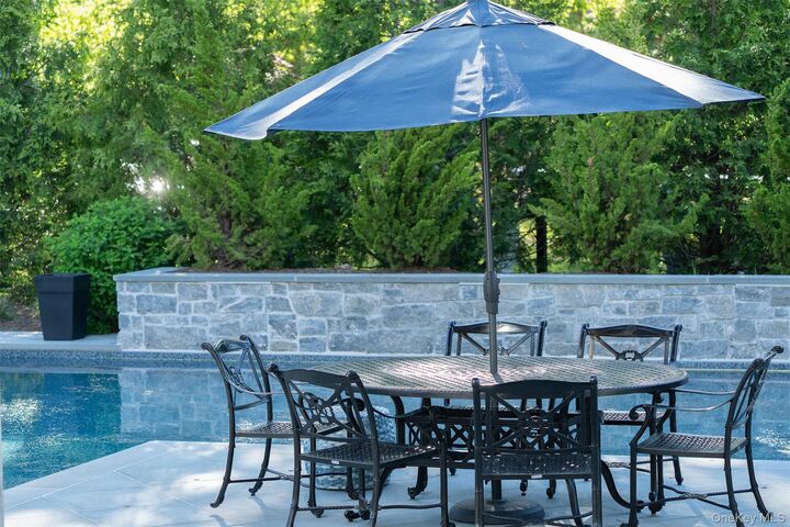 Property Photo:  465 Ripple Water Lane  NY 11971 