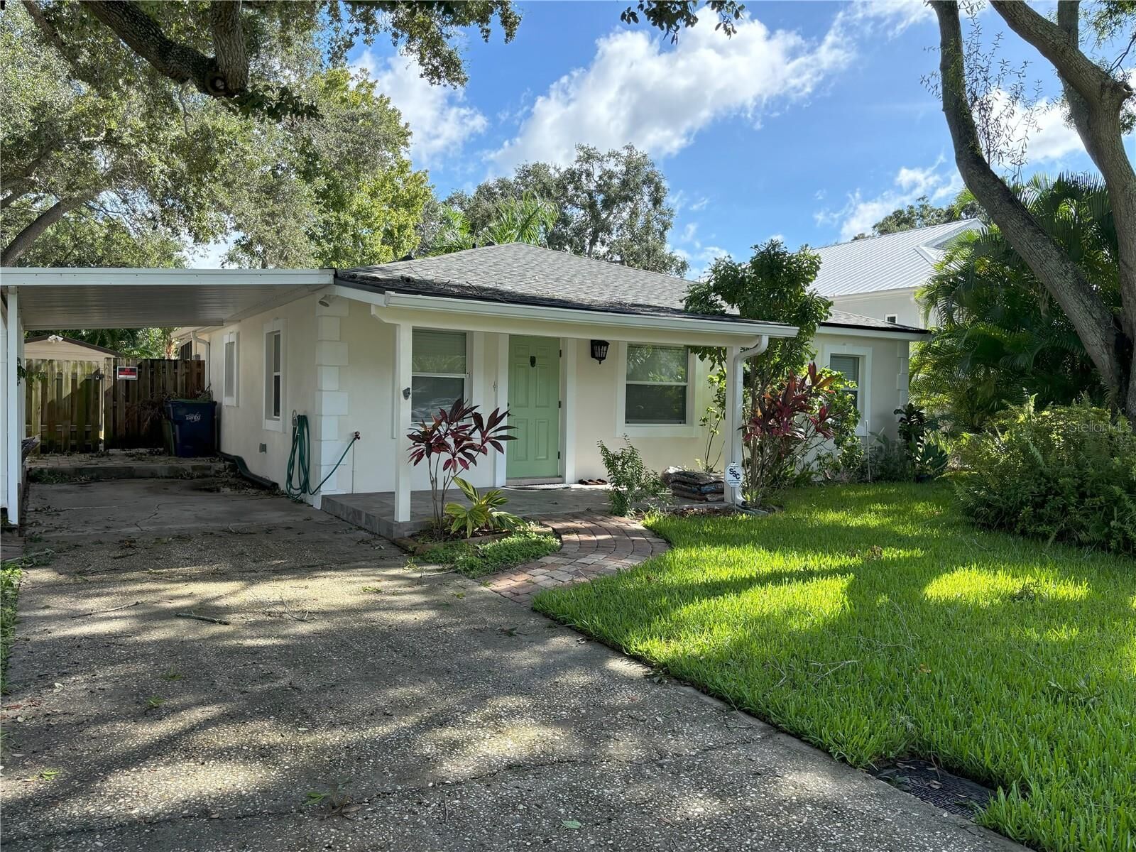 Property Photo:  4727 W Wallcraft Avenue  FL 33611 