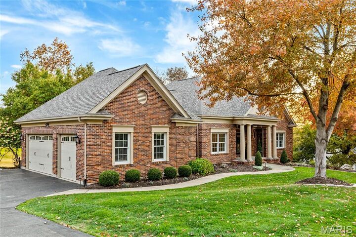 Property Photo:  7 Whitmoor Court  MO 63304 