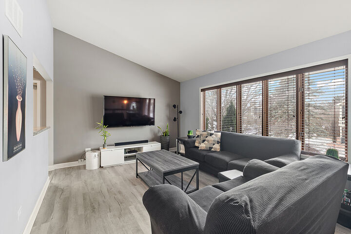 Property Photo: 17565 Windsor Parkway IL 60487