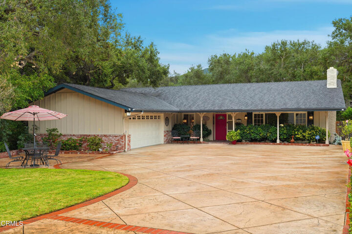 Property Photo:  3868 Altura Avenue  CA 91214 