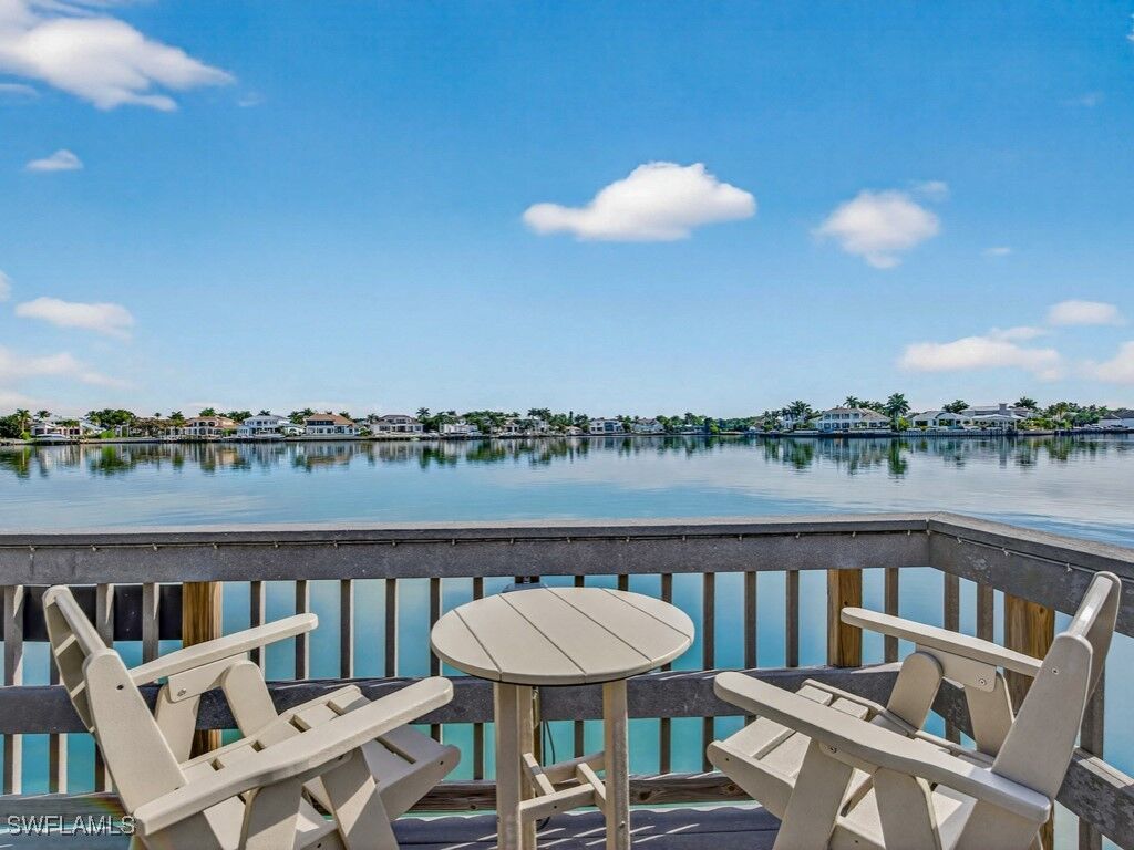 Property Photo:  3500 Gulf Shore Boulevard N 104  FL 34103 
