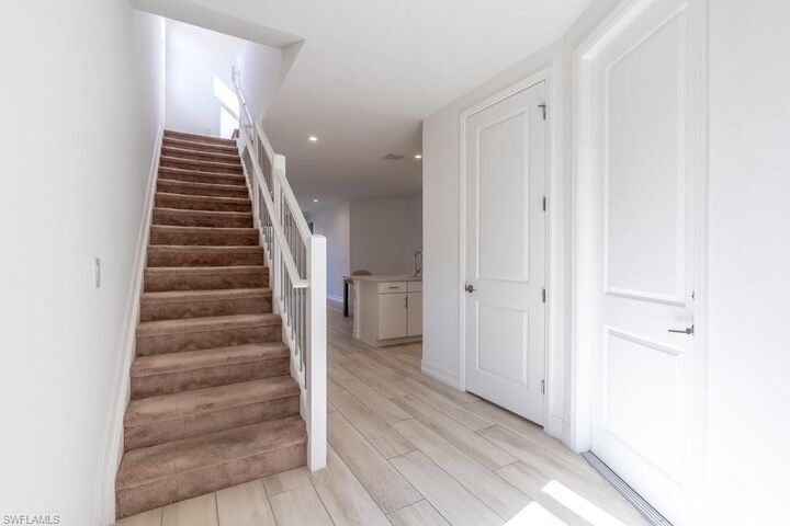 Property Photo: 7565 Carnegie Way FL 34119