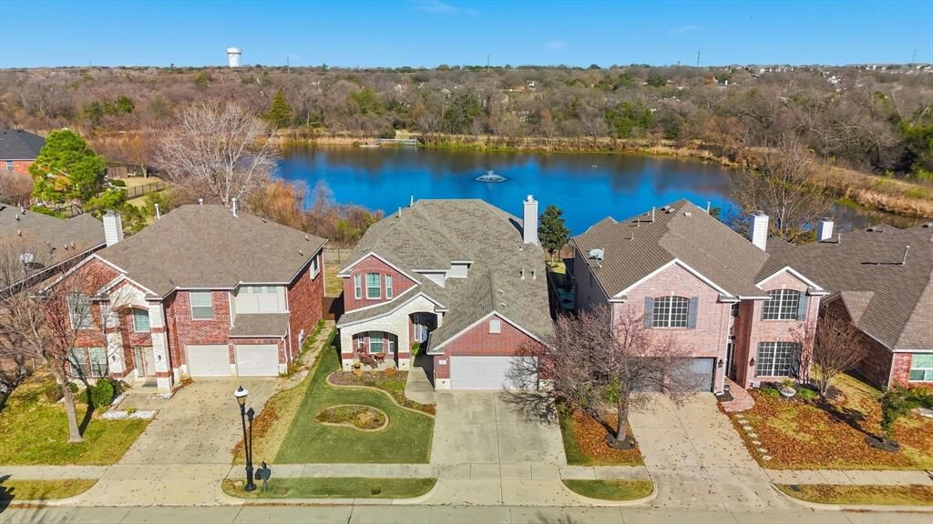 Property Photo:  411 Fountain Side Drive  TX 76039 