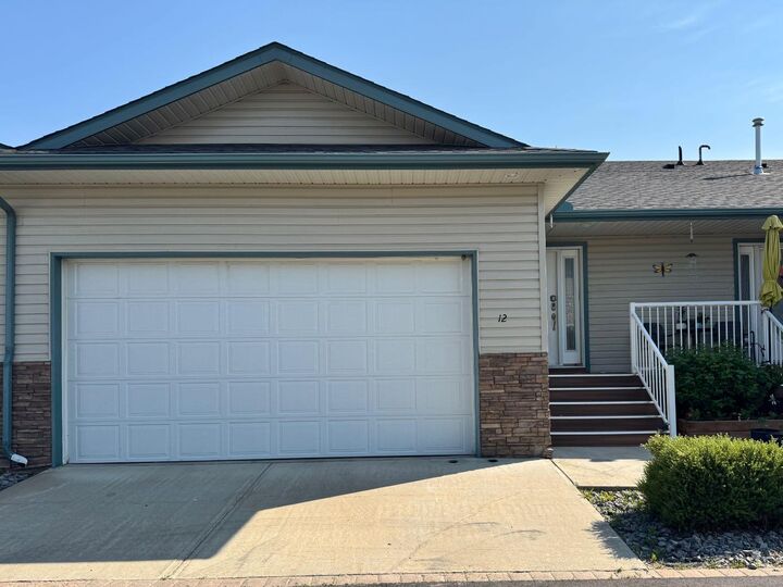 Property Photo:  12 Garden Way  AB T0J 0Y5 