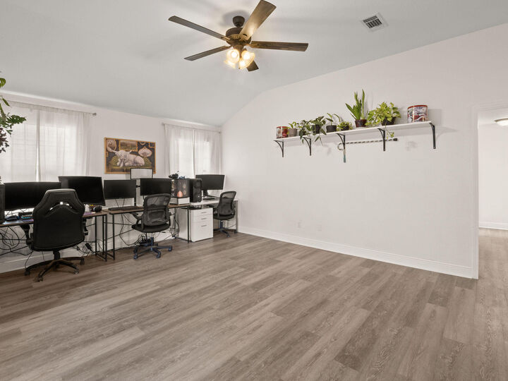 Property Photo:  1623 Amour Dr  LA 71446 