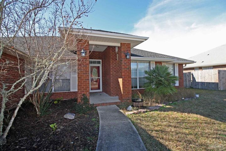 Property Photo:  3735 Berrypatch Ln.  FL 32571 